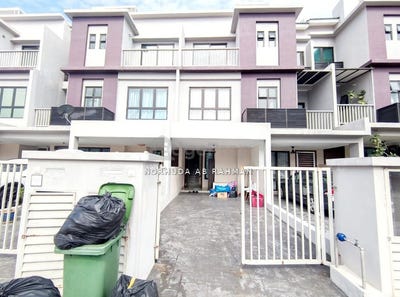 /international/my/persiaran-mahkota-bangi-selangor-370120367180/