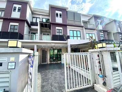 /international/my/persiaran-mahkota-bangi-selangor-370120378241/