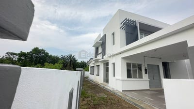 /international/my/off-jalan-graha-makmur-bukit-beruang-melaka-370120394611/