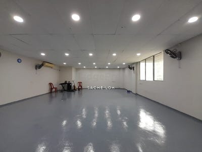 /international/my/off-jalan-kepong-52100-kepong-kuala-lumpur-kepong-kuala-lumpur-370120496172/