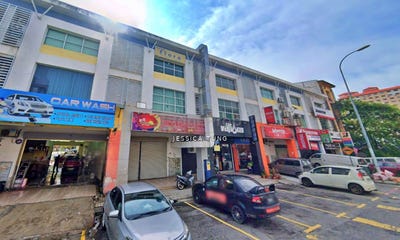 /international/my/jalan-dwitasik-dataran-dwitasik-bandar-sri-permaisuri-cheras-kuala-lumpur-370120436334/