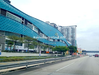 /international/my/seri-kembangan-selangor-370120480465/