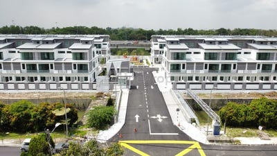 /international/my/jalan-damai-25-60-taman-sri-muda-seksyen25-klang-selangor-370120337177/