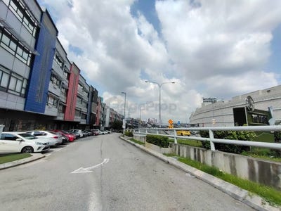 /international/my/jalan-jalil-1-lebuhraya-bukit-jalil-bukit-jalil-kuala-lumpur-370120187628/