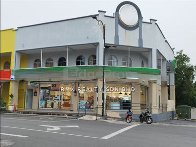 /international/my/no-3-4-pusat-perniagaan-barry-lipis-pahang-370120287938/
