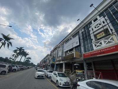 /international/my/puchong-selangor-370120495593/
