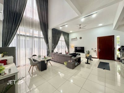 /international/my/telok-panglima-garang-selangor-370120545042/