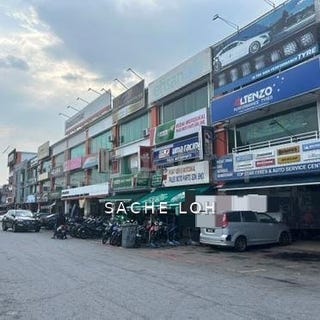 /international/my/batu-caves-selangor-370120496184/