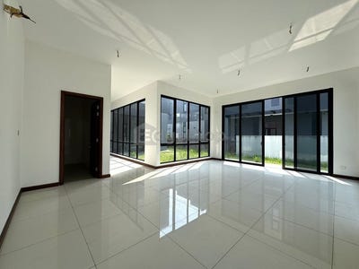 /international/my/telok-panglima-garang-selangor-370120545622/