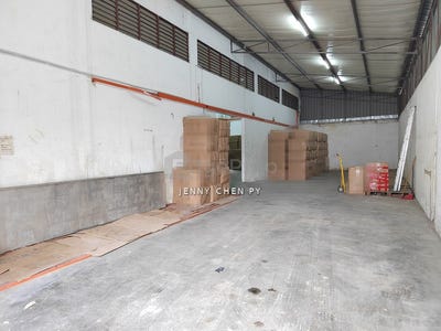 /international/my/off-jalan-raya-3-47100-seri-kembangan-selangor-seri-kembangan-selangor-370120443538/