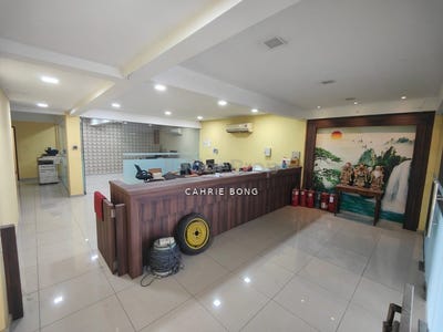 /international/my/johor-bahru-johor-370120496095/