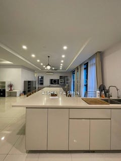/international/my/lorong-stutong-kuching-sarawak-370120438423/