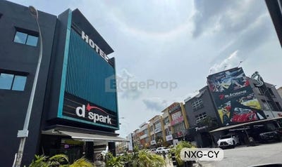 /international/my/klang-selangor-klang-selangor-370120444831/