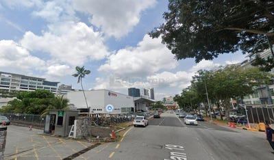 /international/my/petaling-jaya-selangor-370120291811/