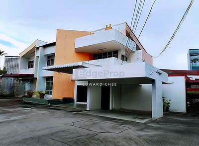 /international/my/pulau-tikus-penang-370120597165/
