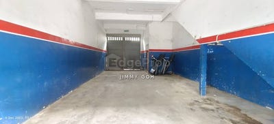 /international/my/ampang-selangor-370120480796/