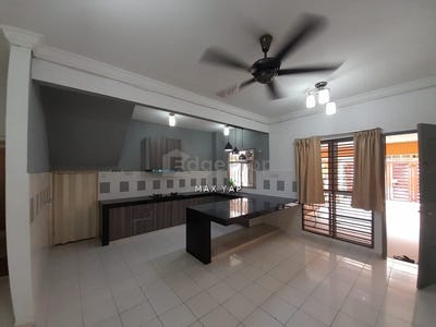 /international/my/jalan-ipoh-batu-caves-selayang-kuala-lumpur-370120270144/