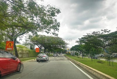 /international/my/jalan-equine-seri-kembangan-selangor-370120493804/
