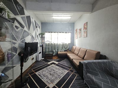 /international/my/jalan-pandan-indah-pandan-indah-selangor-370120397504/