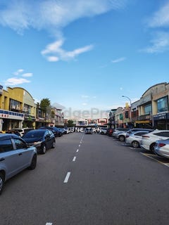 /international/my/ulu-tiram-johor-370120443204/