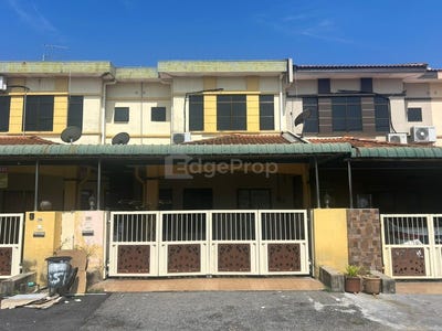 /international/my/ayer-tawar-perak-370120345349/