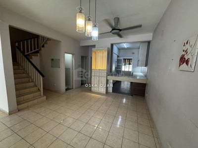 /international/my/jalan-bk-5-bandar-kinrara-puchong-selangor-370120545236/