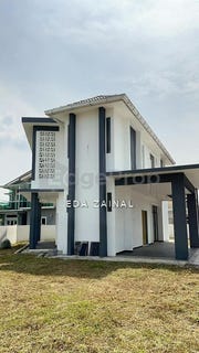 /international/my/persiaran-saujana-5-sungai-buloh-selangor-370120544498/