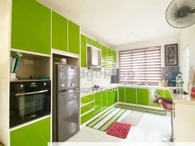/international/my/subang-jaya-selangor-370120446598/