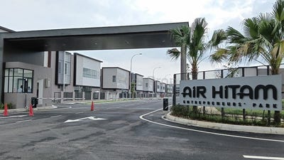 /international/my/jalan-intan-11-ks09-telok-panglima-garang-selangor-370120571052/
