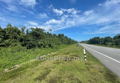 /international/my/tanah-luas-lot-banglo-kg-pasir-gajah-kemaman-kemaman-terengganu-kemaman-terengganu-370120298561/