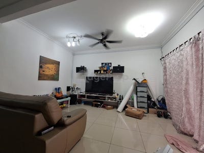 /international/my/jalan-taming-kiri-balakong-selangor-370120401520/