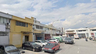 /international/my/batu-caves-selangor-370120445775/