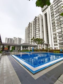 /international/my/42300-selangor-bandar-puncak-alam-selangor-370120395585/