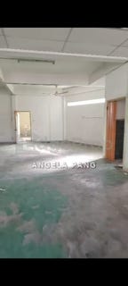 /international/my/jalan-batu-11-balakong-selangor-370120440682/