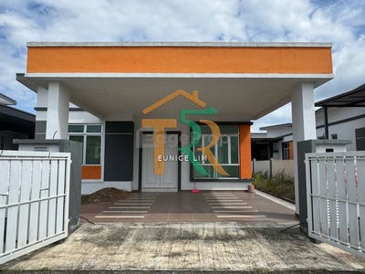 /international/my/10-23-84300-bukit-pasir-johor-darul-ta-zim-malaysia-tangkak-johor-370120286619/