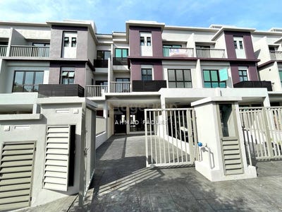 /international/my/persiaran-mahkota-bangi-selangor-370120525150/