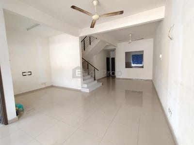 /international/my/jalan-sj-18c-selayang-selangor-370120398732/