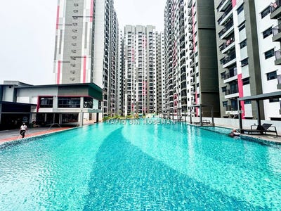/international/my/kajang-selangor-370120546427/