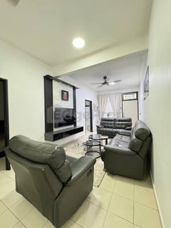 /international/my/ulu-tiram-johor-370120259832/