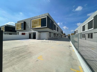 /international/my/jalan-eco-perindustrian-1-3a-east-gate-sunsuria-elmina-bandar-puncak-alam-sungai-buloh-bandar-puncak-alam-selangor-370120445845/