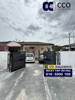 /international/my/kuala-kangsar-perak-370120344780/