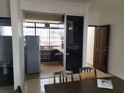 /international/my/jalan-batu-uban-11700-penang-batu-uban-penang-370120327141/