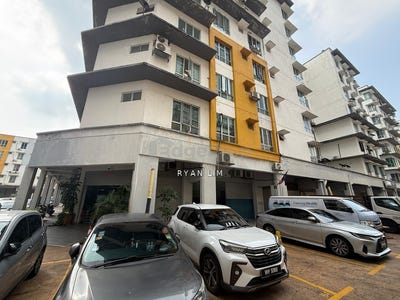 /international/my/selayang-selangor-selayang-selangor-370120444783/