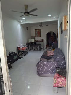 /international/my/pekan-nanas-pekan-nenas-johor-370120330202/