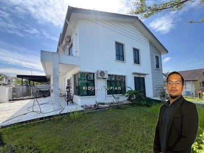 /international/my/telok-panglima-garang-selangor-370120570297/