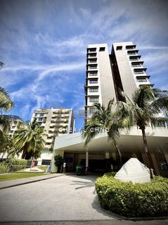 /international/my/jalan-batu-ferringhi-kampung-batu-feringgi-11100-penang-batu-ferringhi-penang-370120188447/