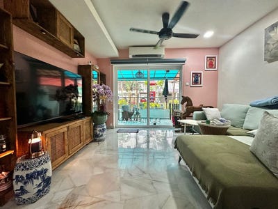 /international/my/-renovated-move-in-sri-bayu-townhouse-subang-jaya-selangor-370120395818/