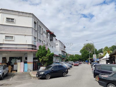 /international/my/jalan-setia-balakong-1-2-cheras-selangor-370120524600/