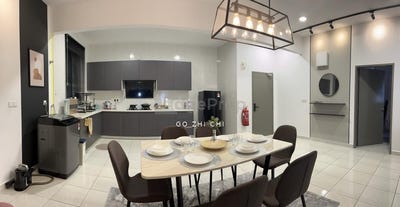 /international/my/persiaran-tropicana-heights-2-43500-selangor-kajang-selangor-370120495096/