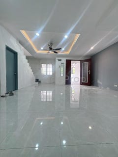 /international/my/lorong-gugusan-alam-7-7-bandar-puncak-alam-selangor-370120444577/